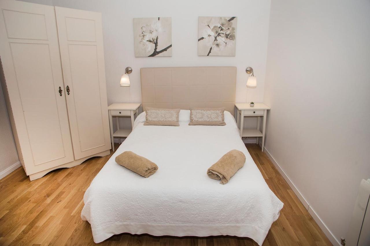 ברצלונה Mai & Maud Ronda Apartment מראה חיצוני תמונה