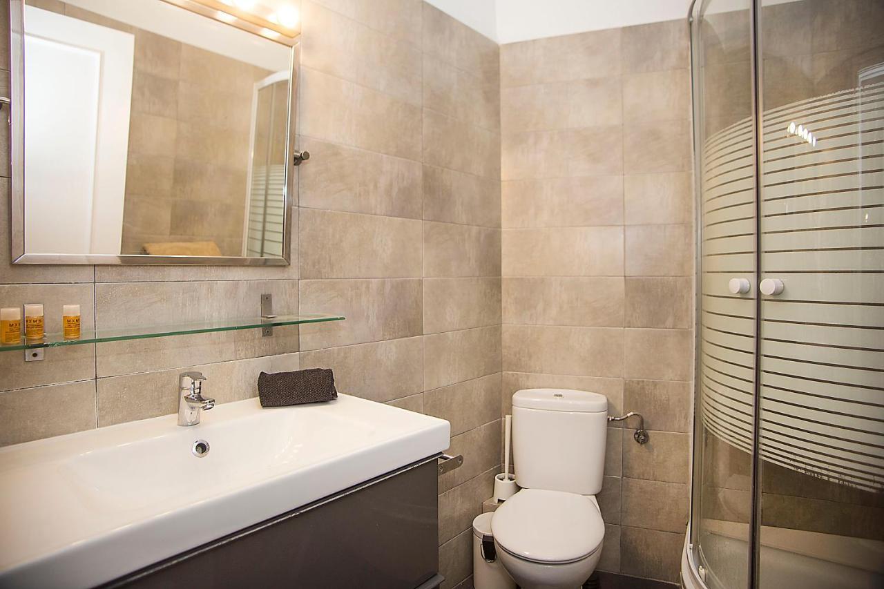 ברצלונה Mai & Maud Ronda Apartment מראה חיצוני תמונה