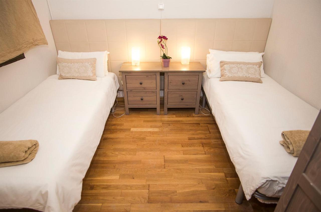ברצלונה Mai & Maud Ronda Apartment מראה חיצוני תמונה