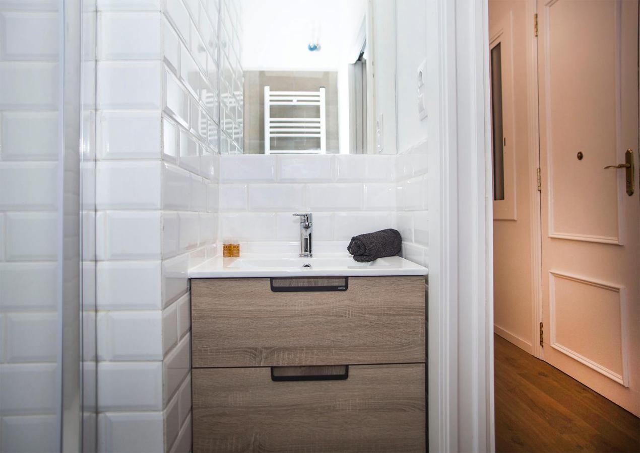 ברצלונה Mai & Maud Ronda Apartment מראה חיצוני תמונה